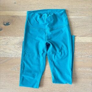 Lululemon Teal Lagoon Wunder Train Tight 28"